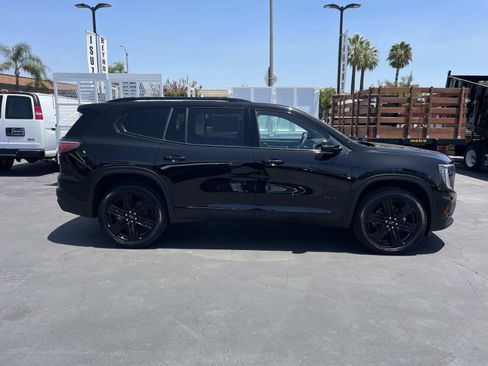 New 2026 GMC Acadia Elevation w/ Black Edition FWD image 4
