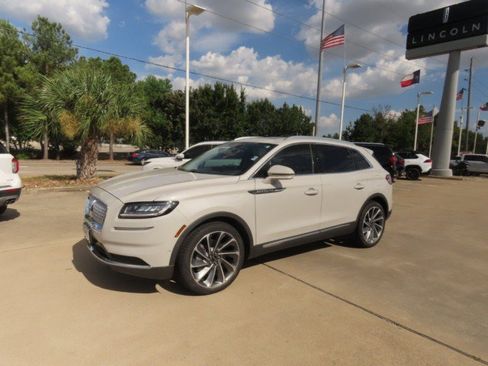 Certified 2023 Lincoln Nautilus Reserve w/ Equipment Group 201A FWD image 2