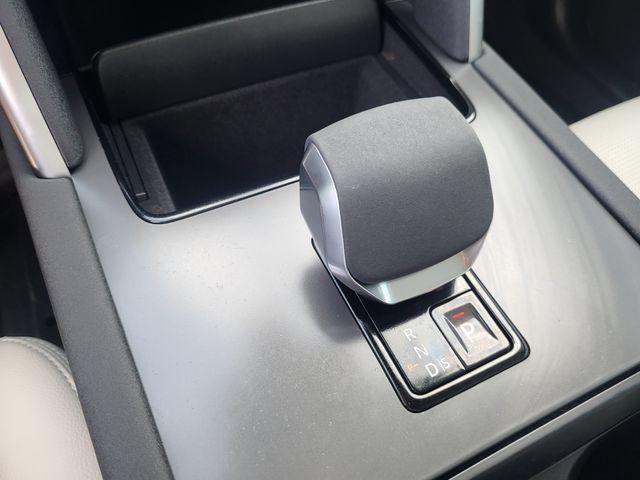 Used 2024 Land Rover Discovery Sport S AWD/4WD image 18