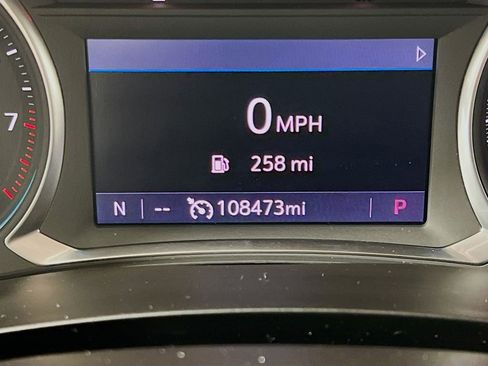 Used 2020 Chevrolet Traverse LT w/ Driver Confidence II Package image 12