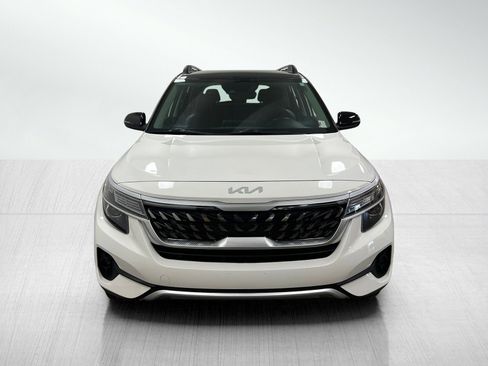 Used 2022 Kia Seltos Nightfall Edition image 5