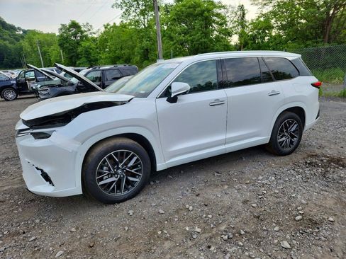 Used 2025 Lexus TX 350 AWD w/ Technology Package image 3