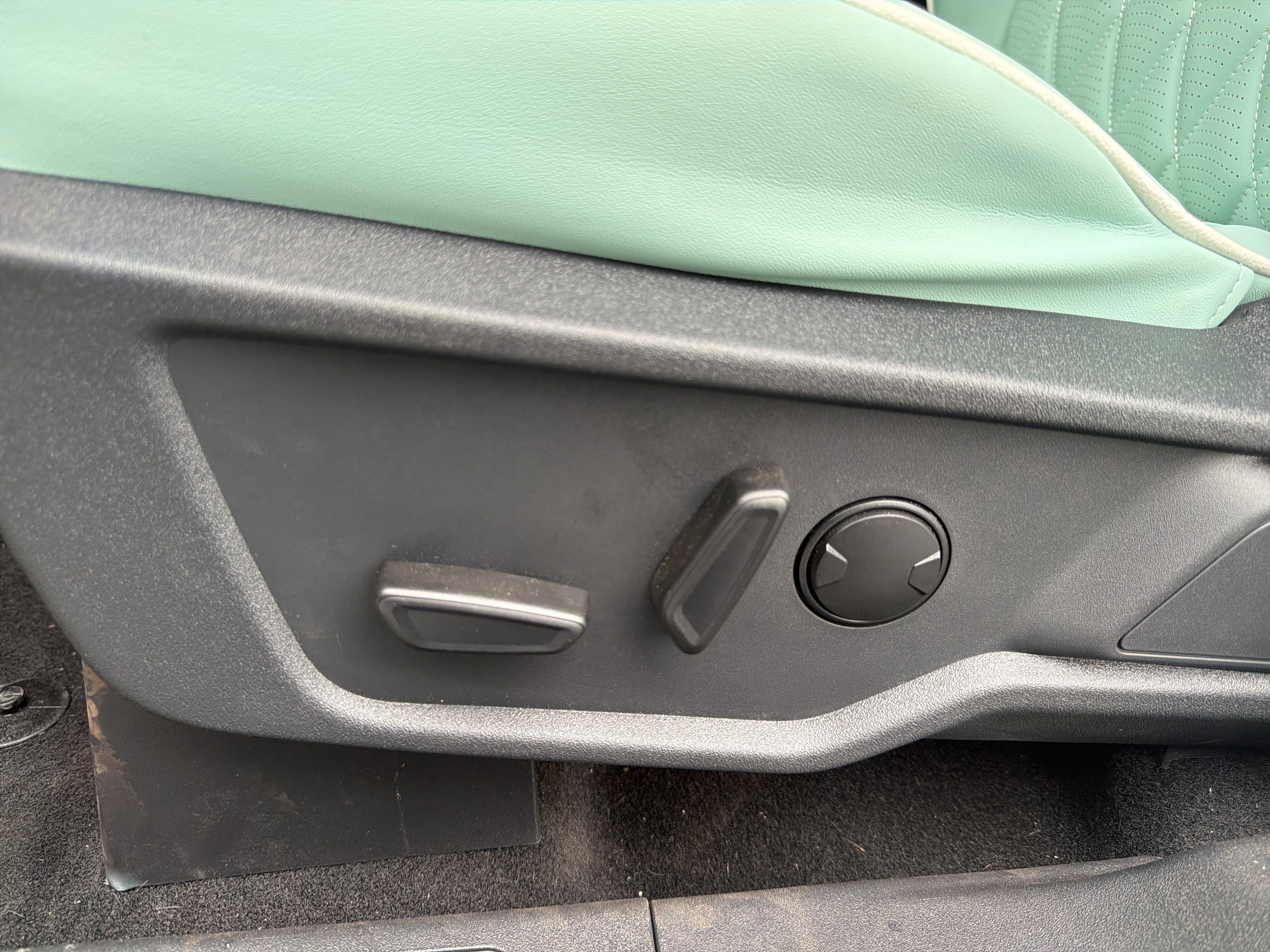 Used 2026 Ford Bronco Outer Banks AWD/4WD image 15
