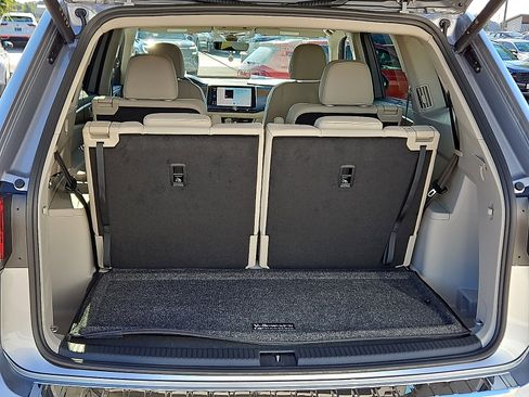 New 2026 Volkswagen Atlas SE image 6