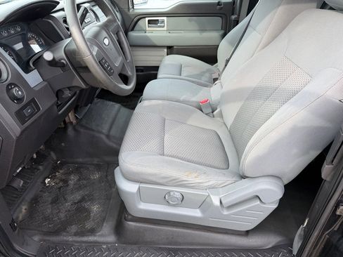 Used 2011 Ford F150 STX w/ STX Decor Pkg image 8