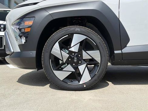 New 2026 Hyundai Kona Limited AWD/4WD image 6