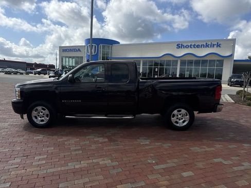 Used 2009 Chevrolet Silverado 1500 LT w/ Power Pack Plus RWD image 33