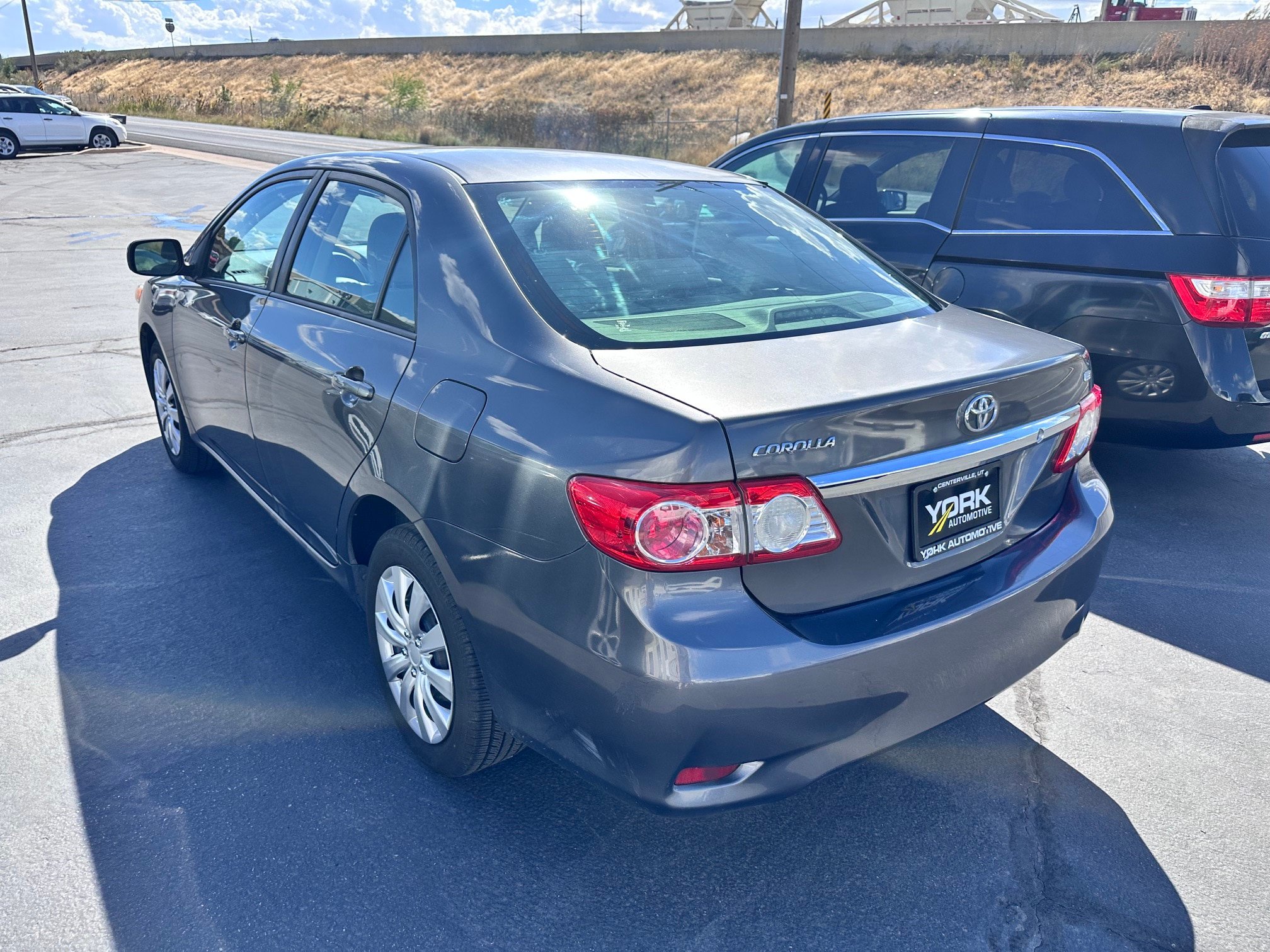 Used 2012 Toyota Corolla LE FWD image 4