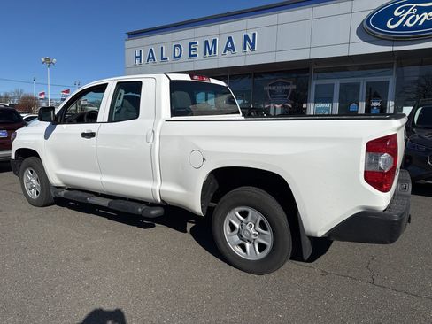 Used 2018 Toyota Tundra SR image 10