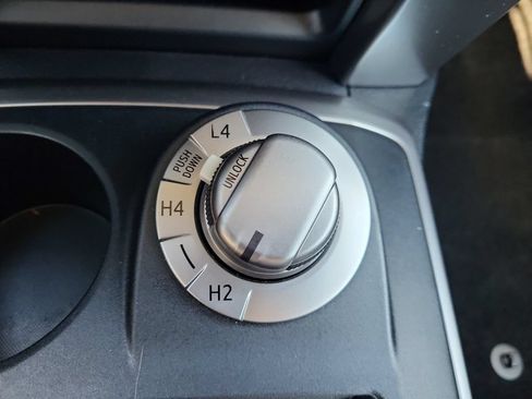 Used 2022 Toyota 4Runner SR5 AWD/4WD image 30
