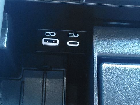 Used 2025 Toyota Tundra SR image 23