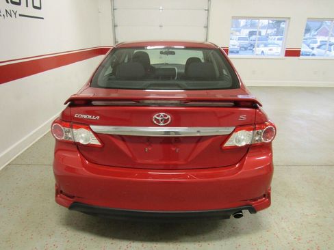 Used 2011 Toyota Corolla S image 14