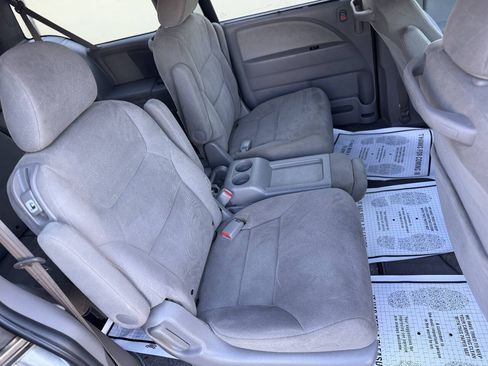 Used 2010 Honda Odyssey EX image 19
