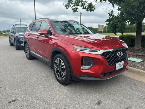 Used 2019 Hyundai Santa Fe AWD image 3