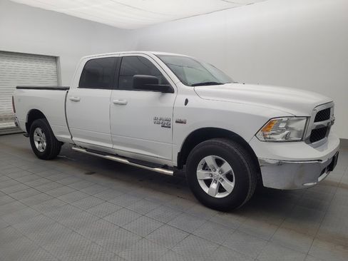 Used 2020 RAM 1500 Classic SLT AWD/4WD image 11