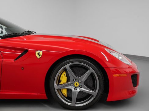 Used 2011 Ferrari 599 SA Aperta image 15