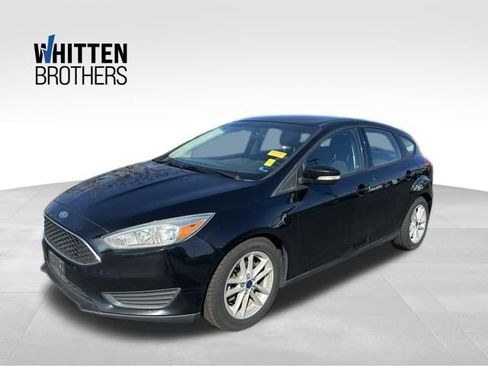 Used 2017 Ford Focus SE image 1