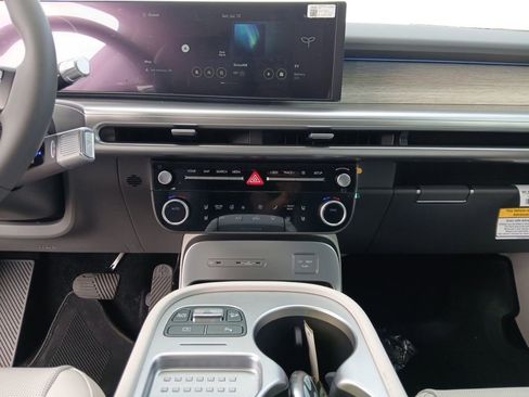 New 2026 Hyundai Ioniq 9 SEL AWD/4WD image 11