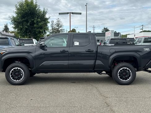 New 2026 Toyota Tacoma TRD Off-Road w/ TRD Off Road Upgrade Package AWD/4WD image 6