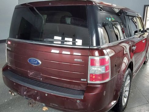 Used 2009 Ford Flex SEL image 9