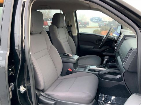 Used 2022 Nissan Frontier S w/ Technology Package image 9