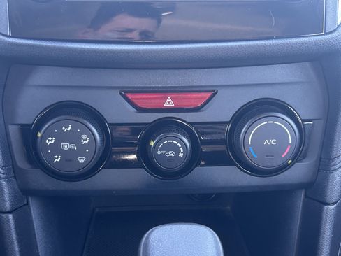 Used 2018 Subaru Impreza 2.0i Premium w/ Eyesight & BSD & Rcta image 16