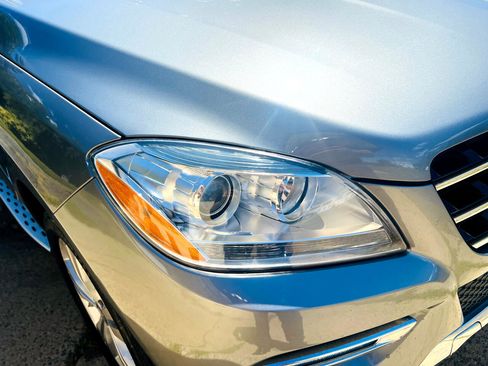 Used 2015 Mercedes-Benz ML 350 4MATIC 4dr ML 350 w/ Premium 1 Package image 14