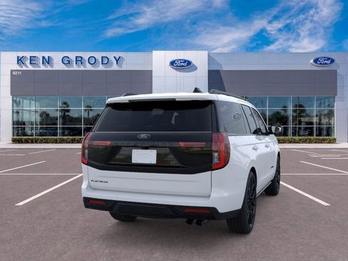 New 2026 Ford Expedition Platinum w/ Stealth Performance Package AWD/4WD image 8