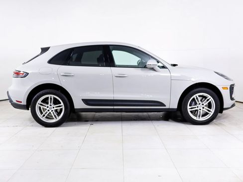 Certified 2026 Porsche Macan AWD/4WD image 27