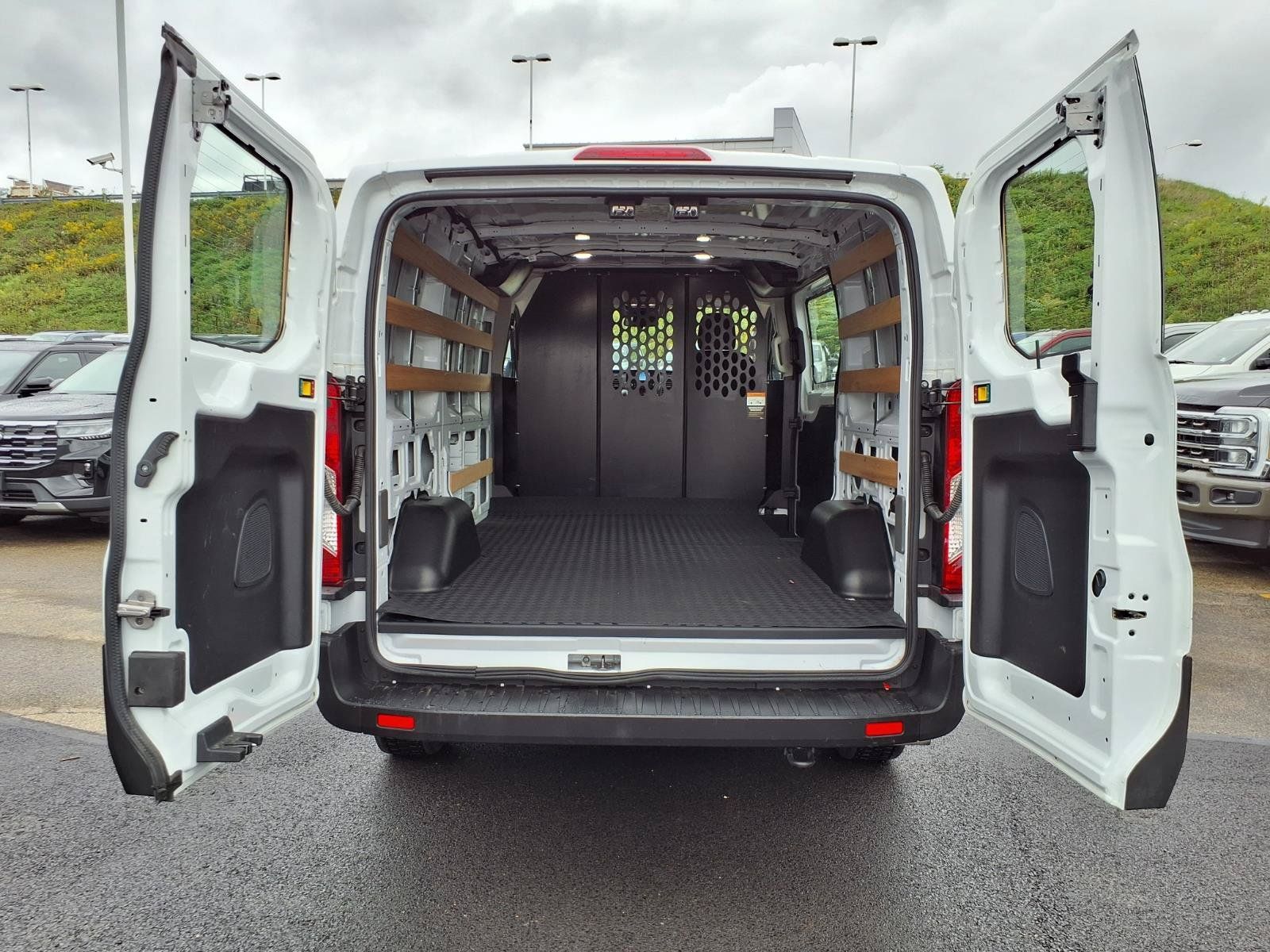 Used 2025 Ford Transit 250 Low Roof w/ Exterior Upgrade Package RWD image 11