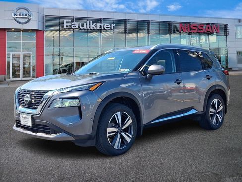 Certified 2023 Nissan Rogue SL w/ SL Premium Package AWD/4WD image 3