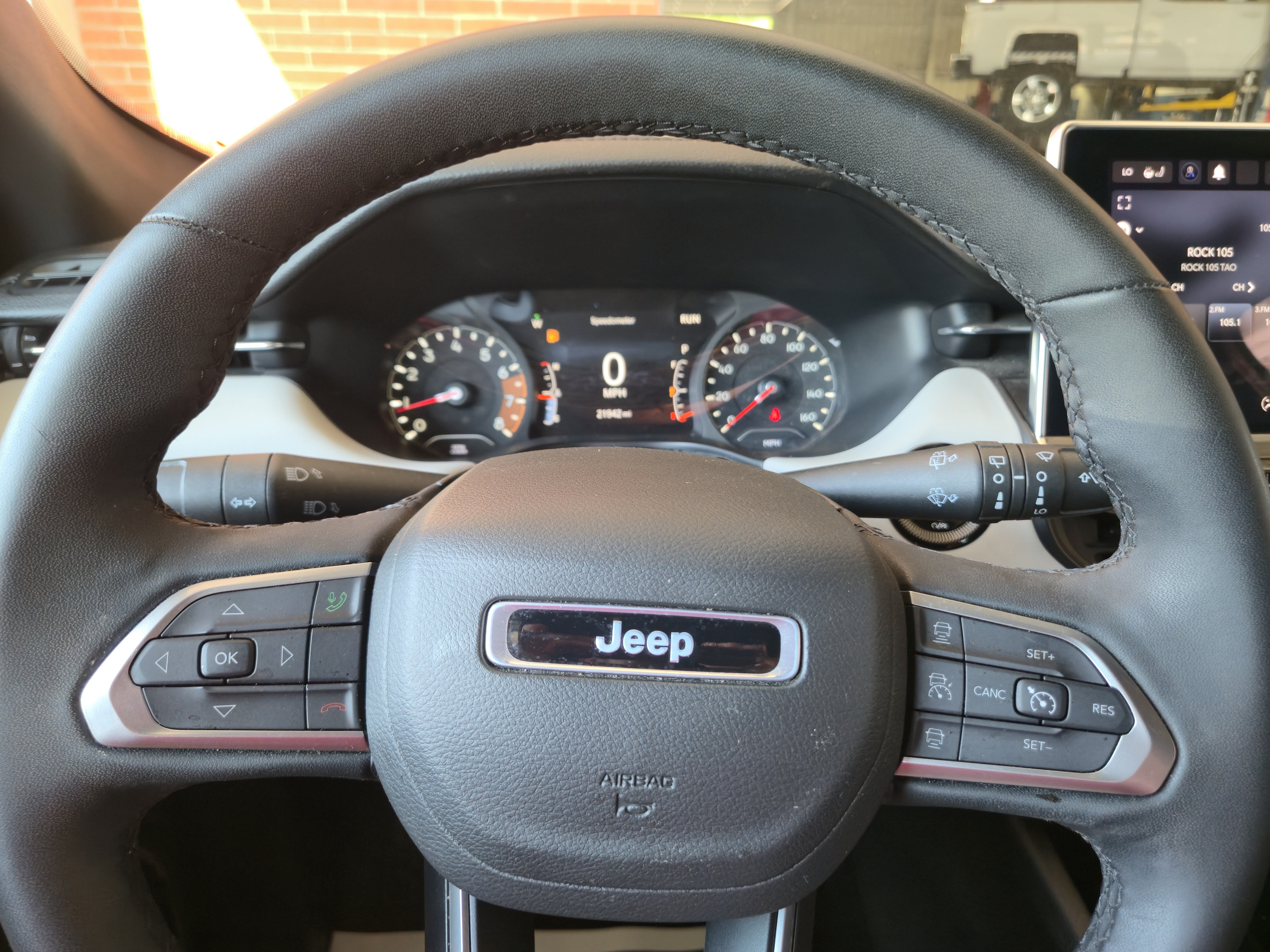 Used 2023 Jeep Compass Limited AWD/4WD image 19