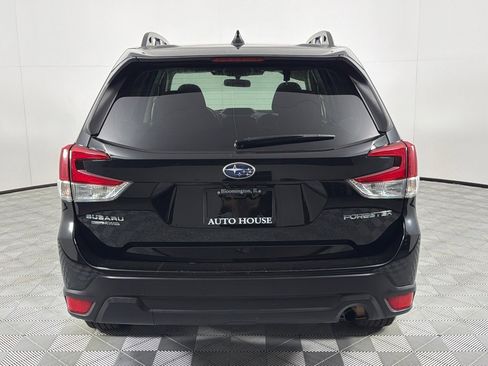 Used 2024 Subaru Forester Premium AWD/4WD image 6
