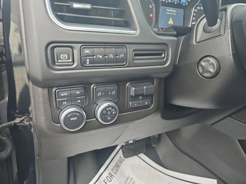 Used 2021 GMC Yukon SLT image 29