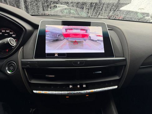 Used 2022 Cadillac CT5 V image 21