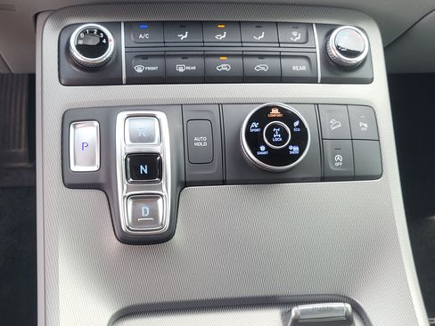 Used 2022 Hyundai Palisade SE AWD/4WD image 19