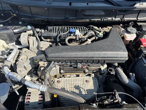 Used 2018 Nissan Rogue S image 14