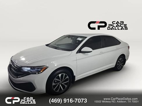 Used 2024 Volkswagen Jetta S image 3