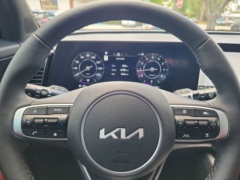 Used 2025 Kia Sportage SX FWD image 24