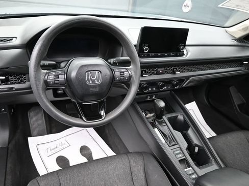 Used 2025 Honda Accord SE image 26