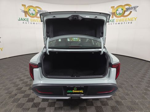 Used 2025 Kia K4 LXS image 31