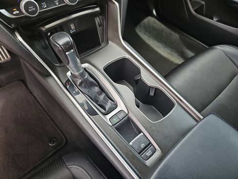 Used 2018 Honda Accord Sport image 25