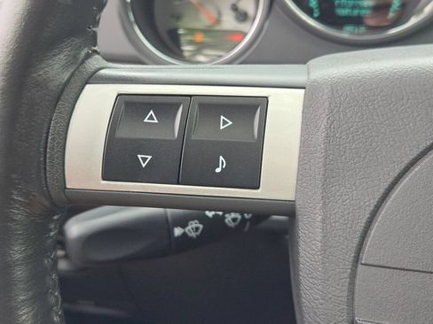 Used 2009 Dodge Challenger SRT8 RWD image 30
