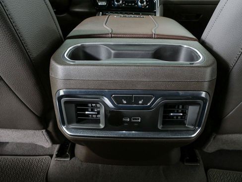 Used 2026 GMC Sierra 2500 Denali w/ Denali Reserve Package AWD/4WD image 19