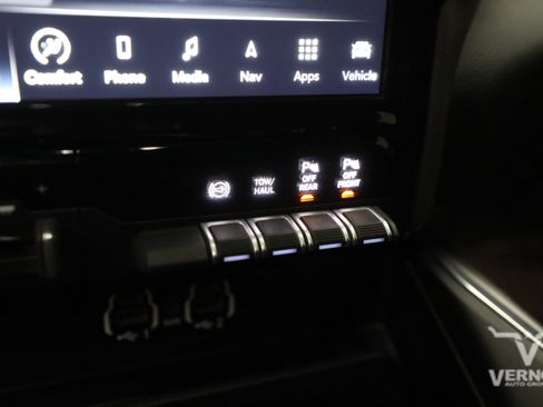 Used 2022 RAM 2500 Laramie w/ Night Edition AWD/4WD image 24