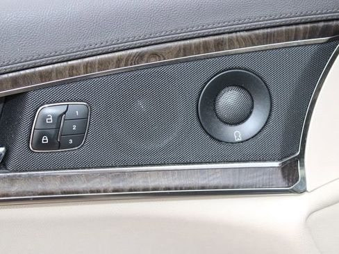 Used 2019 Lincoln Nautilus Reserve image 22