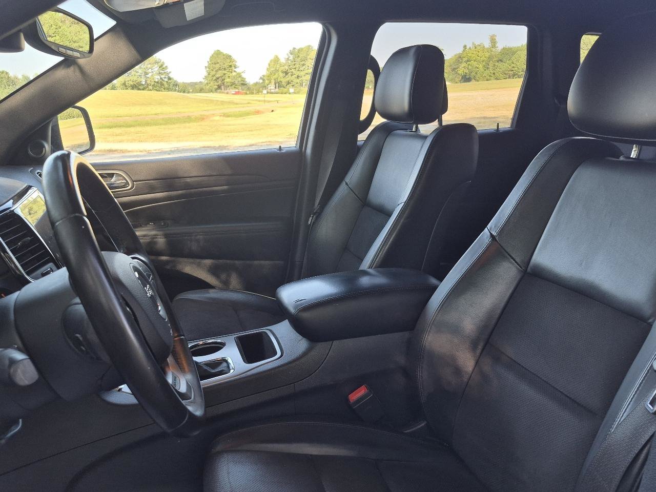 Used 2019 Jeep Grand Cherokee Laredo w/ Laredo X Package RWD image 16