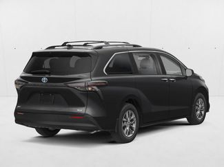 New 2026 Toyota Sienna XLE FWD video 2