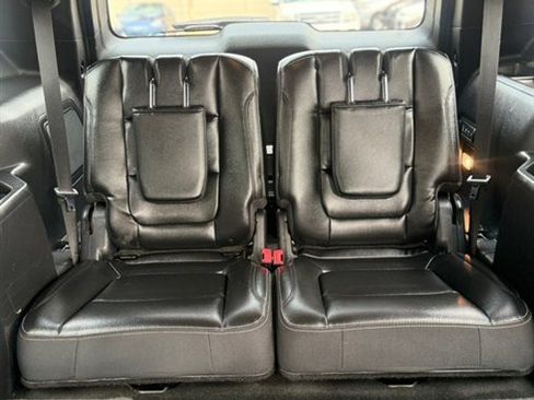 Used 2017 Ford Explorer Limited w/ Equipment Group 301A AWD/4WD image 35