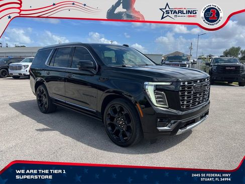 Used 2025 GMC Yukon Denali Ultimate AWD/4WD image 2